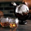 Pohár whisky v tvare gule s 2 poháre chladiacim kokkami